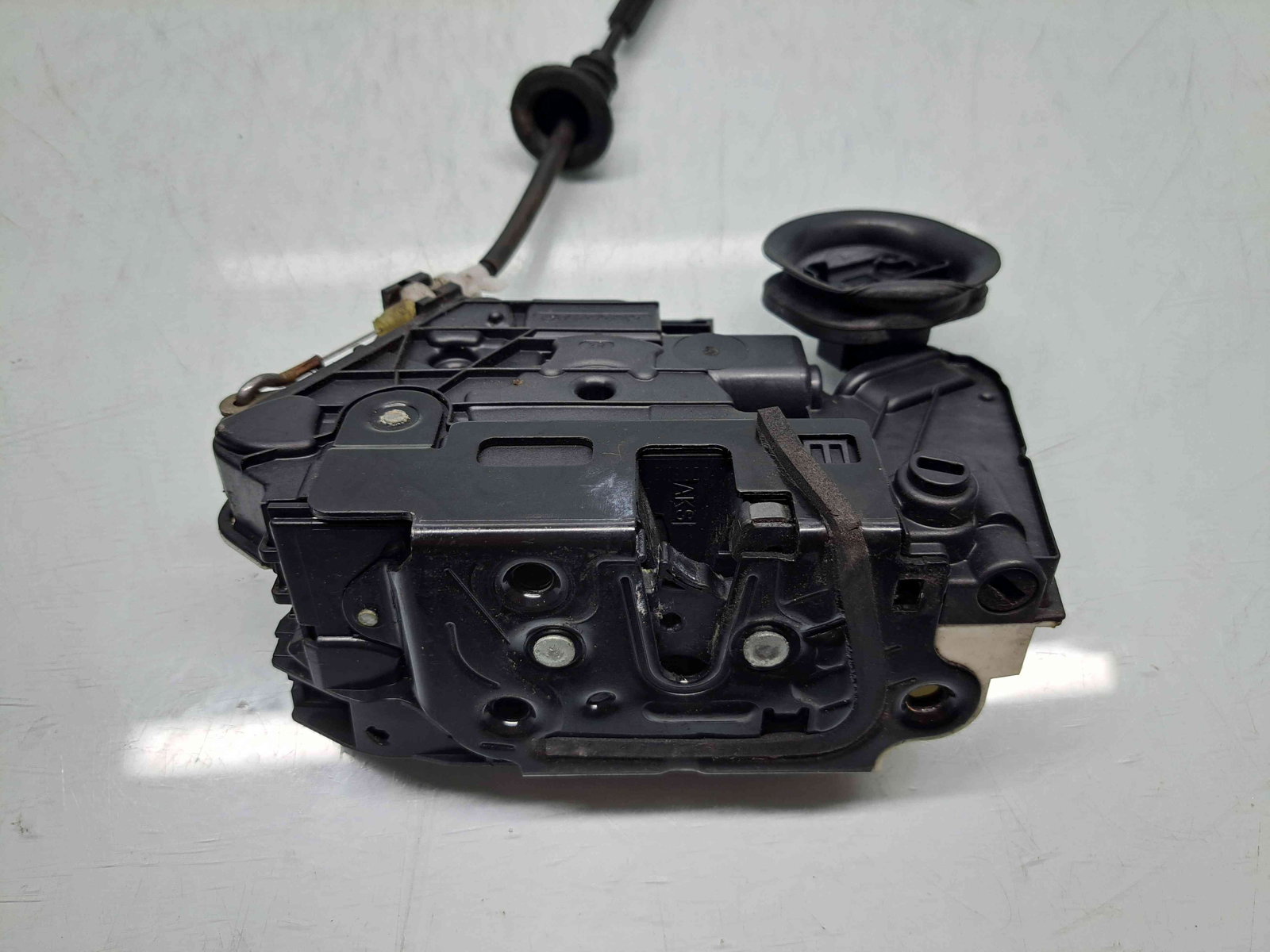 Broasca usa dreapta spate Volkswagen Golf 6 (5K1) [Fabr 2009-2013] - imagine 2