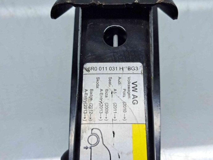  Cric Seat Toledo 4 (KG3) [Fabr 2012-2018] 6R0011031H