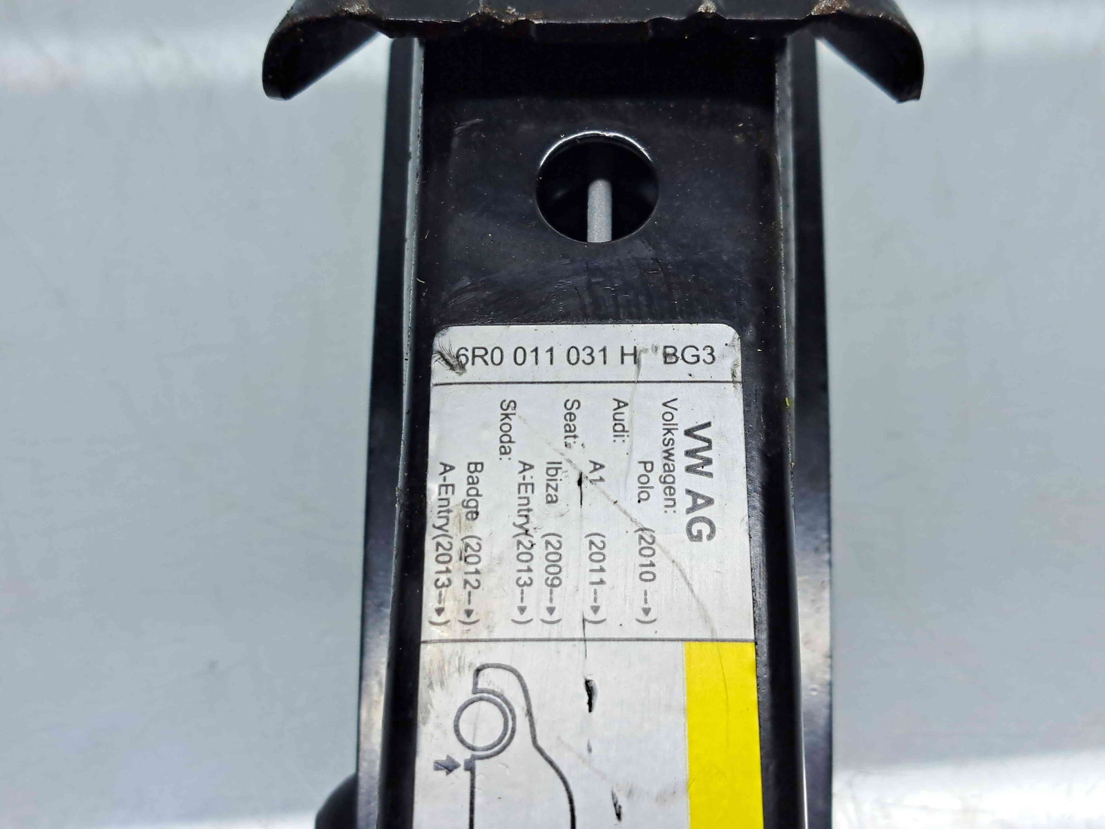 Cric Seat Toledo 4 (KG3) [Fabr 2012-2018] 6R0011031H - imagine 4