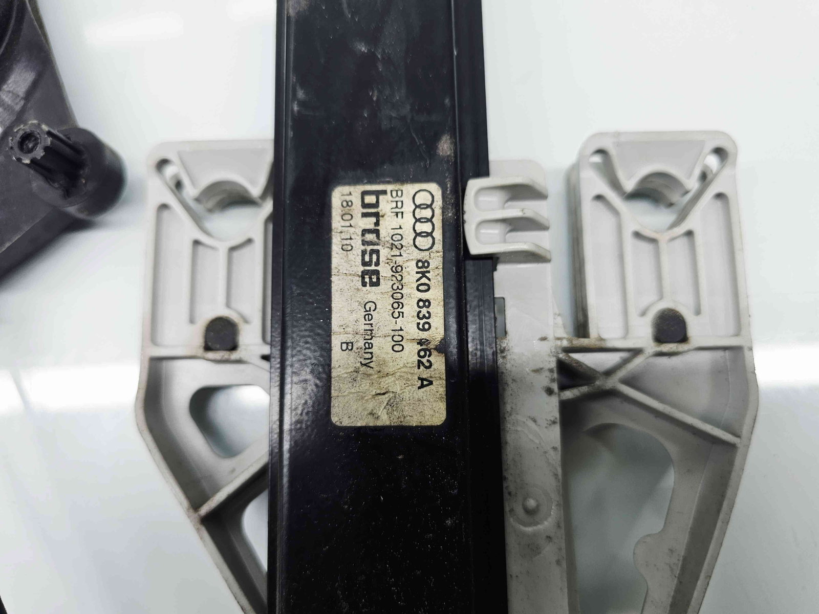 Macara electrica geam dreapta spate Audi A4 (8K2, B8) [Fabr 2008-2015] - imagine 2