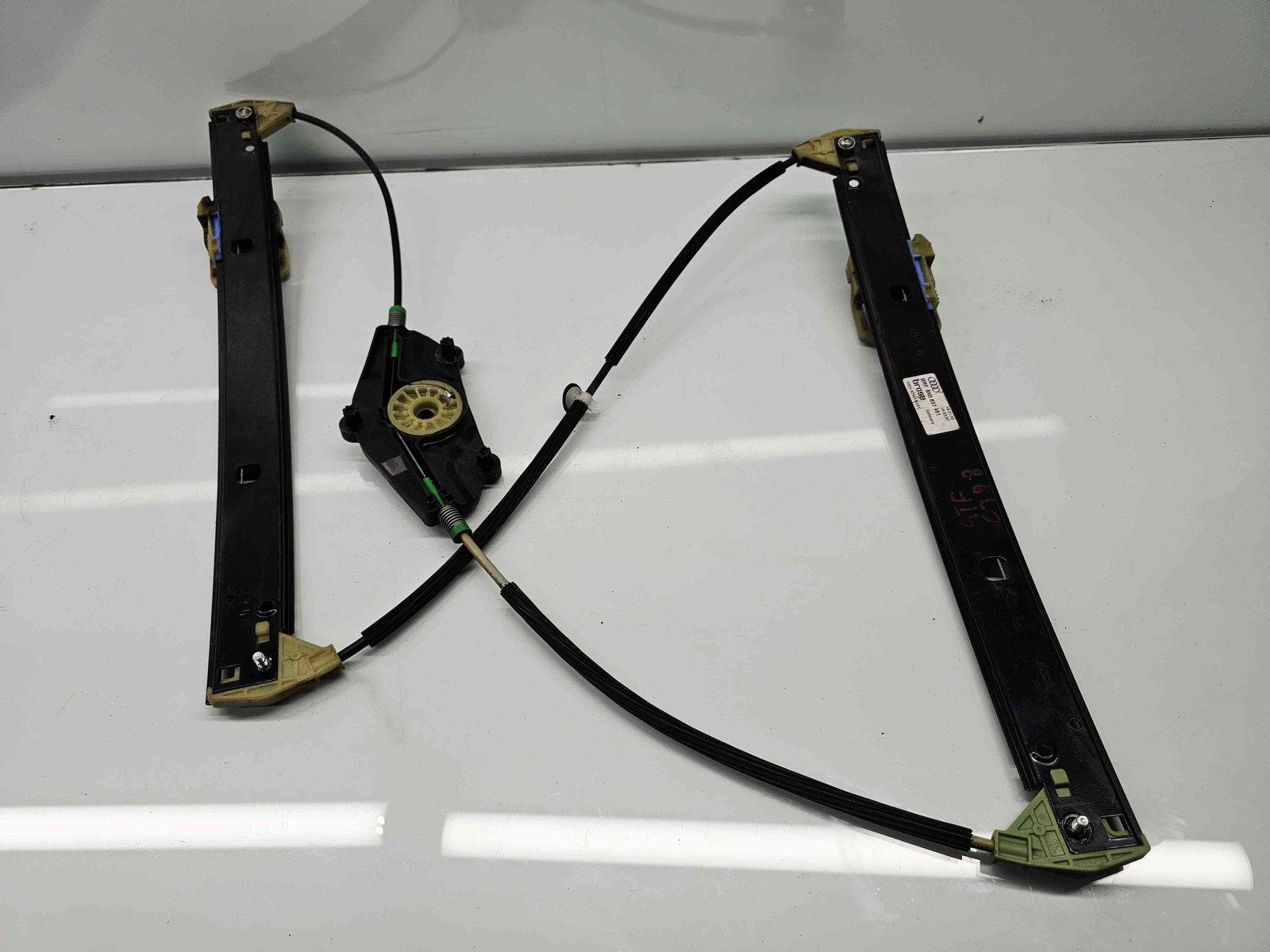 Macara electrica geam stanga fata Audi A4 (8K2, B8) [Fabr 2008-2015] - imagine 1