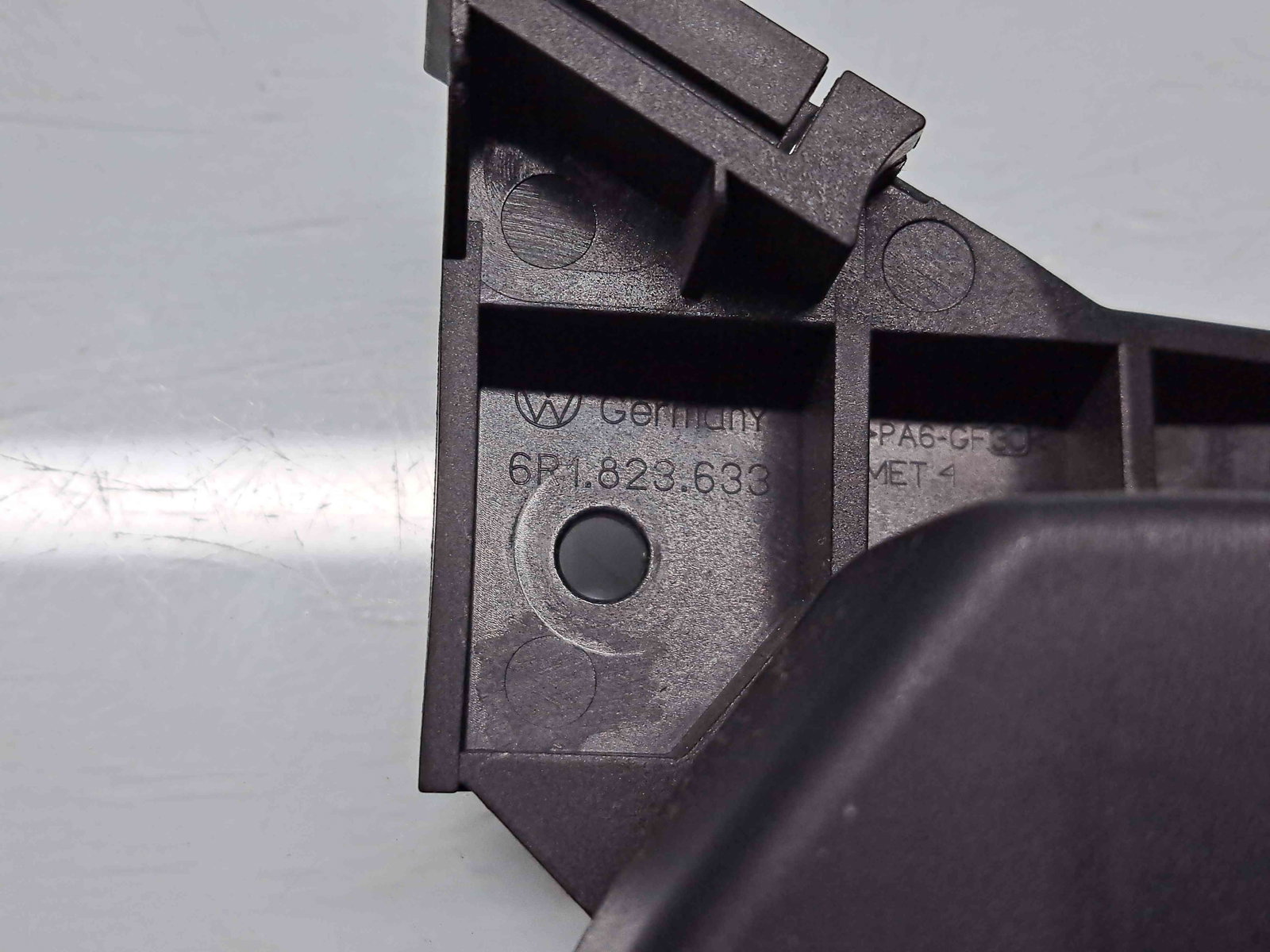 Maner deschidere capota Skoda Octavia 3 Combi (5E5) [Fabr 2012-prezent] Facelift - imagine 4