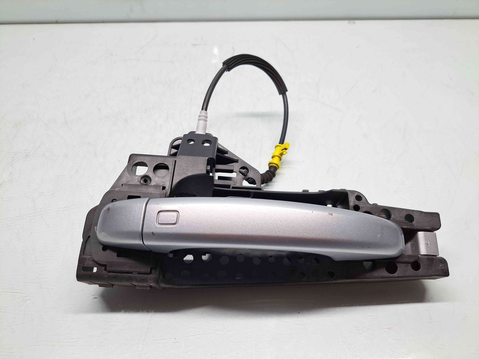 Maner usa stanga fata Audi A1 Sportback (8XF) Facelift [Fabr 2011-2018] - imagine 1