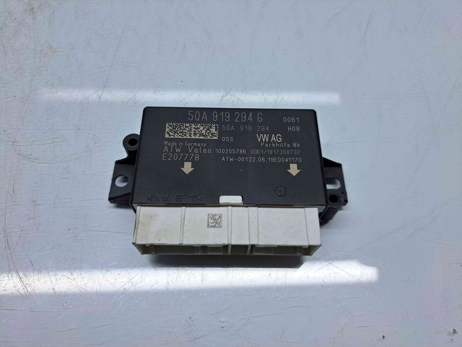 Modul senzori parcare Skoda Octavia 3 Combi (5E5) [Fabr 2012-prezent] Facelift 5QA919294G - imagine 1