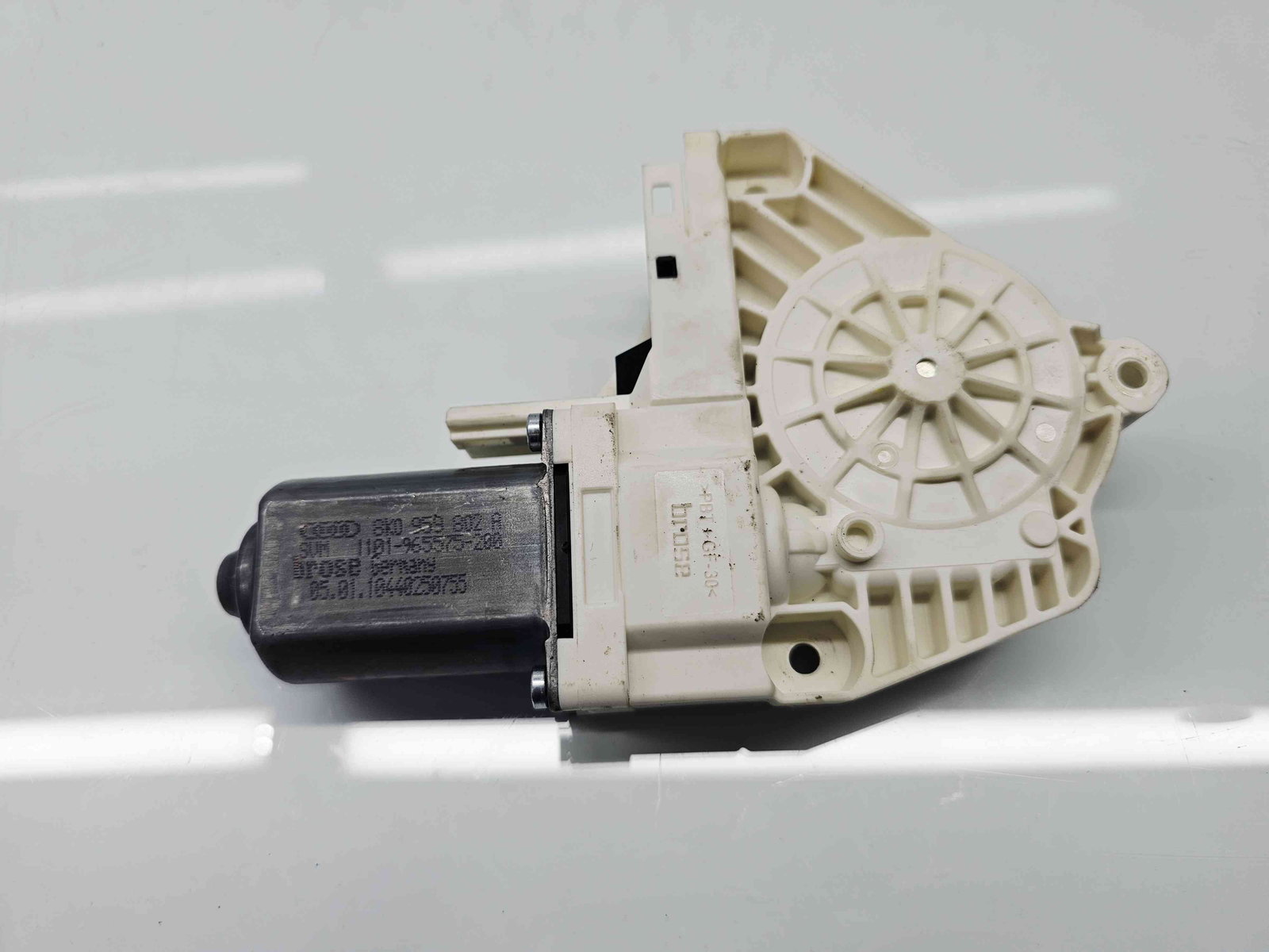 Motoras geam dreapta fata Audi A4 (8K2, B8) [Fabr 2008-2015] - imagine 4