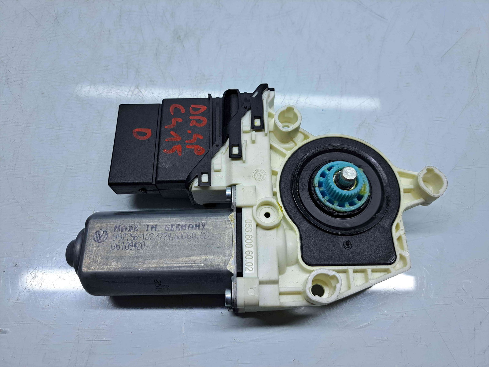 Motoras geam dreapta spate Volkswagen Golf 6 (5K1) [Fabr 2009-2013] - imagine 3