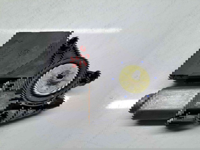 Motoras geam stanga fata Volkswagen Golf 6 (5K1) [Fabr 2009-2013]