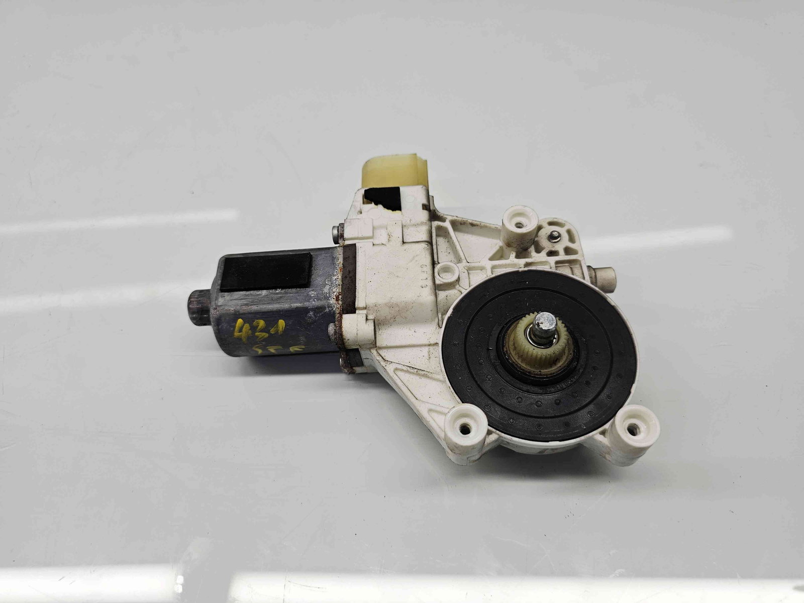 Motoras geam stanga fata Bmw X1 (E84) [Fabr 2009-2015] - imagine 1