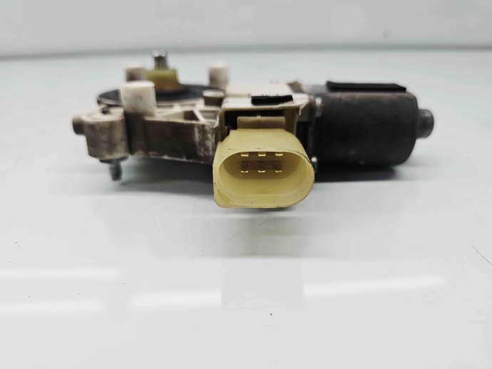 Motoras geam stanga fata Bmw X1 (E84) [Fabr 2009-2015]