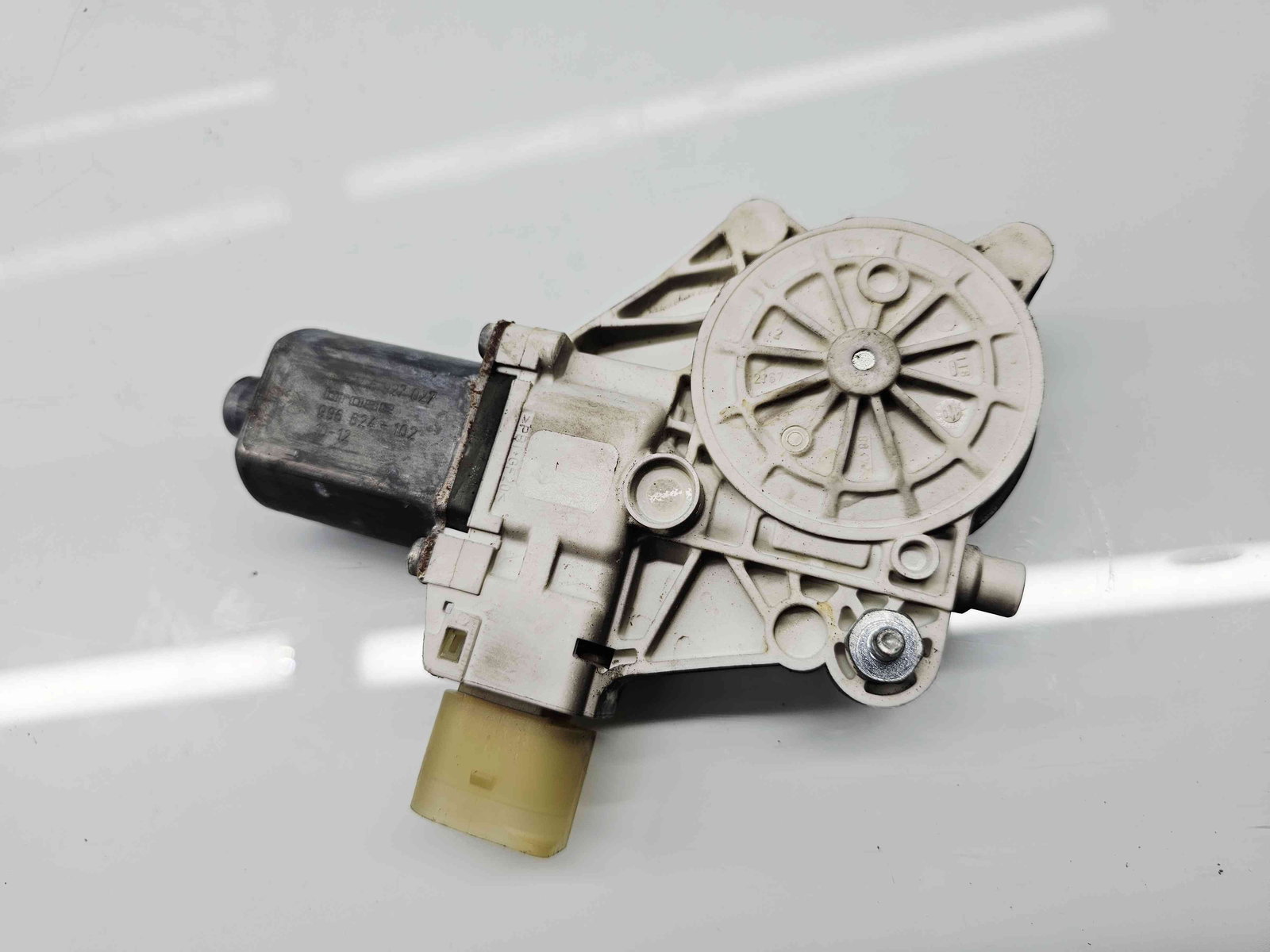 Motoras geam stanga fata Bmw X1 (E84) [Fabr 2009-2015] - imagine 4