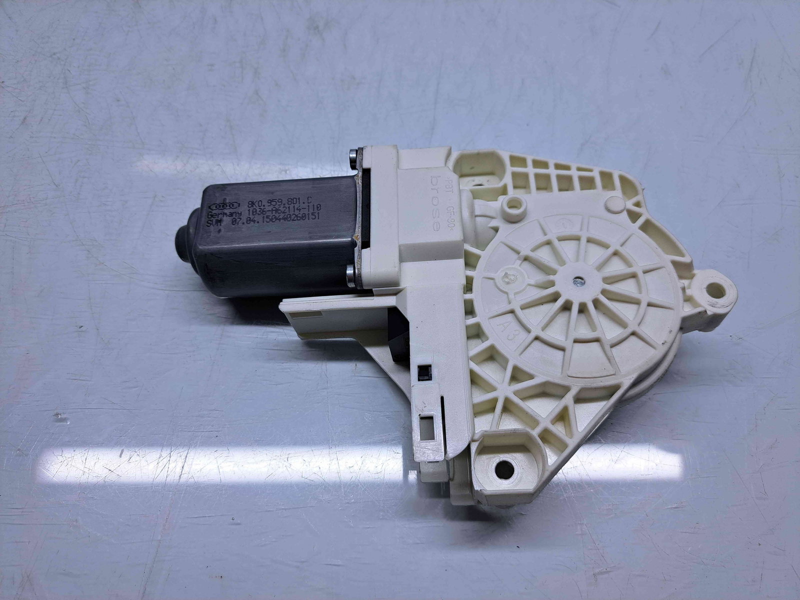 Motoras geam stanga fata Audi A1 Sportback (8XF) Facelift [Fabr 2011-2018] - imagine 1