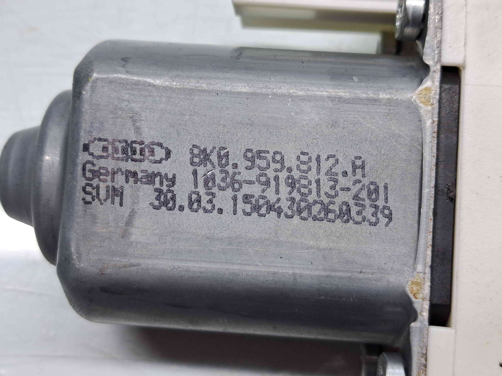 Motoras geam stanga spate Audi A1 Sportback (8XF) Facelift [Fabr 2011-2018] - imagine 2