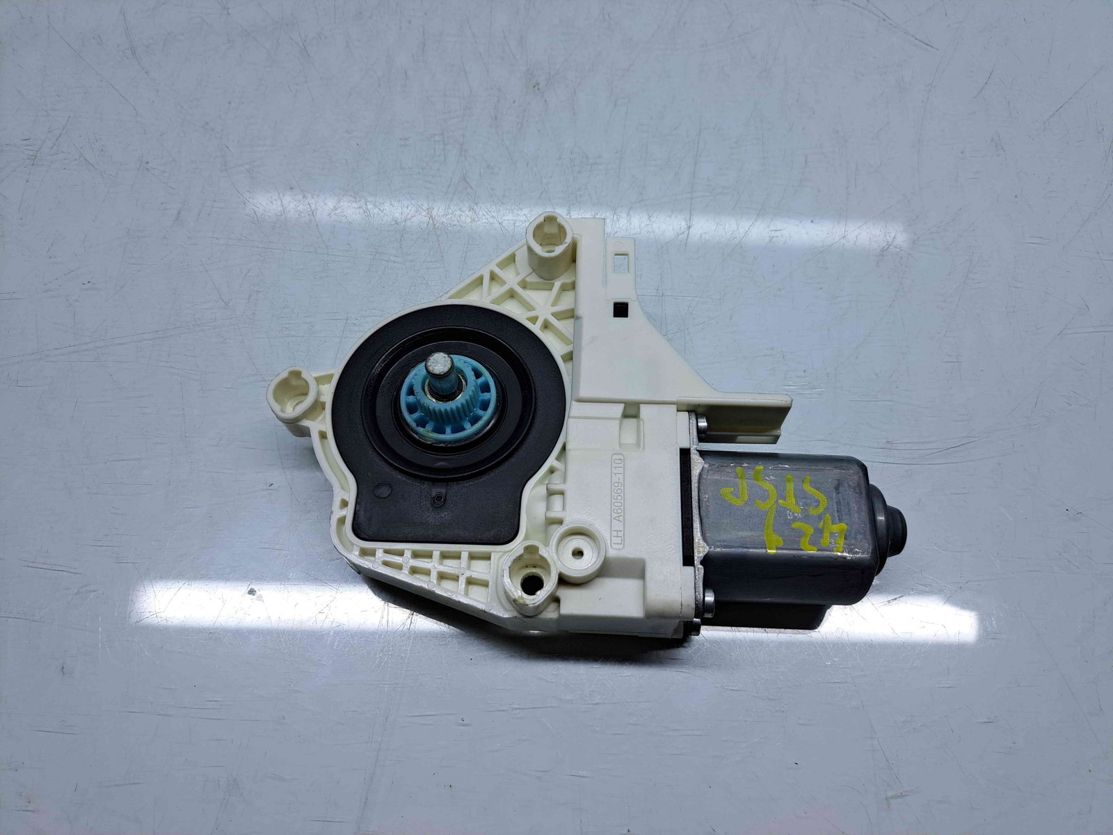 Motoras geam stanga spate Audi A1 Sportback (8XF) Facelift [Fabr 2011-2018] - imagine 3