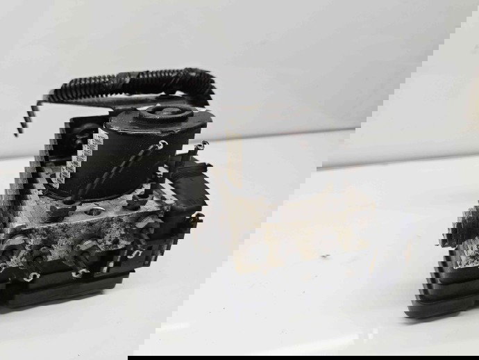 Pompa ABS Ford Fiesta 6 [Fabr 2008-2019] 8V512M110AD 1.4 TDCi DV4C 50KW / 68CP