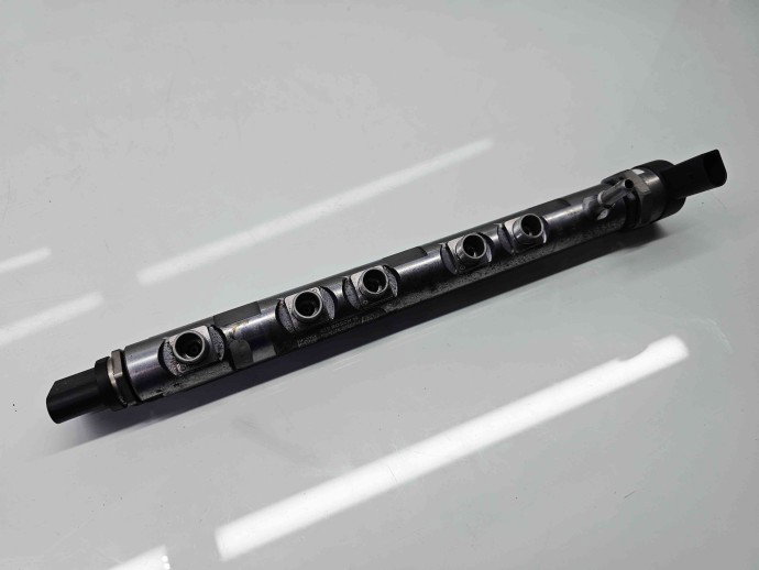 Rampa injectoare Bmw X1 (E84) [Fabr 2009-2015] 7809127 2.0 N47D 105KW / 143CP