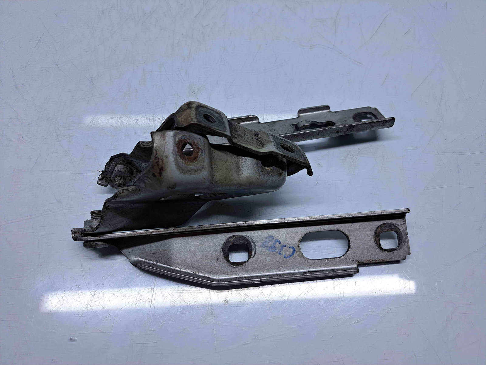 Set balamale capota Audi A4 (8K2, B8) [Fabr 2008-2015] - imagine 2