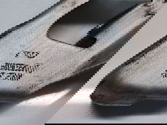 Set balamale capota Audi A4 (8K2, B8) [Fabr 2008-2015]