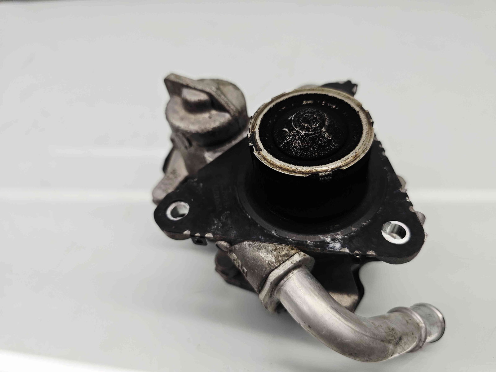 Supapa EGR Skoda Octavia 3 Combi (5E5) [Fabr 2012-prezent] Facelift 04L131501S 1.6 TDI DGTE 85KW / 116CP - imagine 5