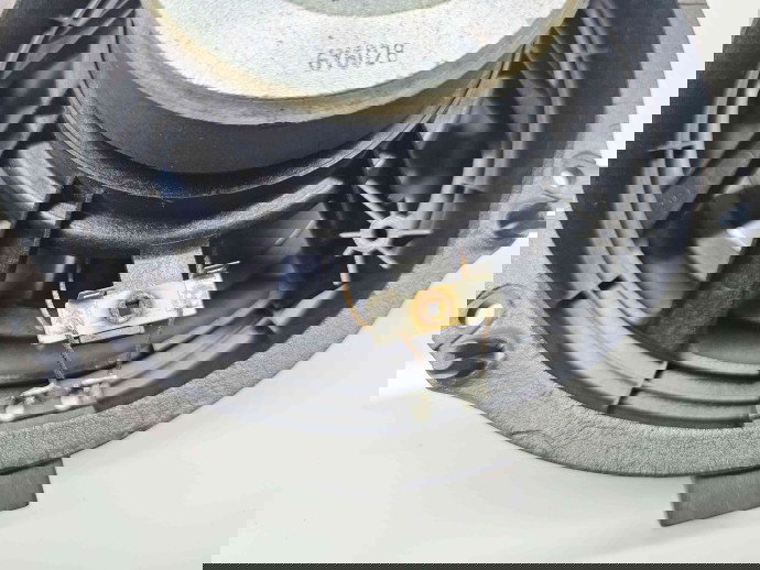  Boxa stanga fata Ford Fiesta 6 facelift [Fabr 2008-2019] AA6T-18808-FA