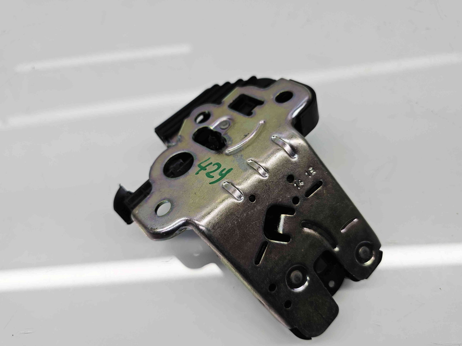 Broasca haion Audi A1 Sportback (8XF) Facelift [Fabr 2011-2018] - imagine 5