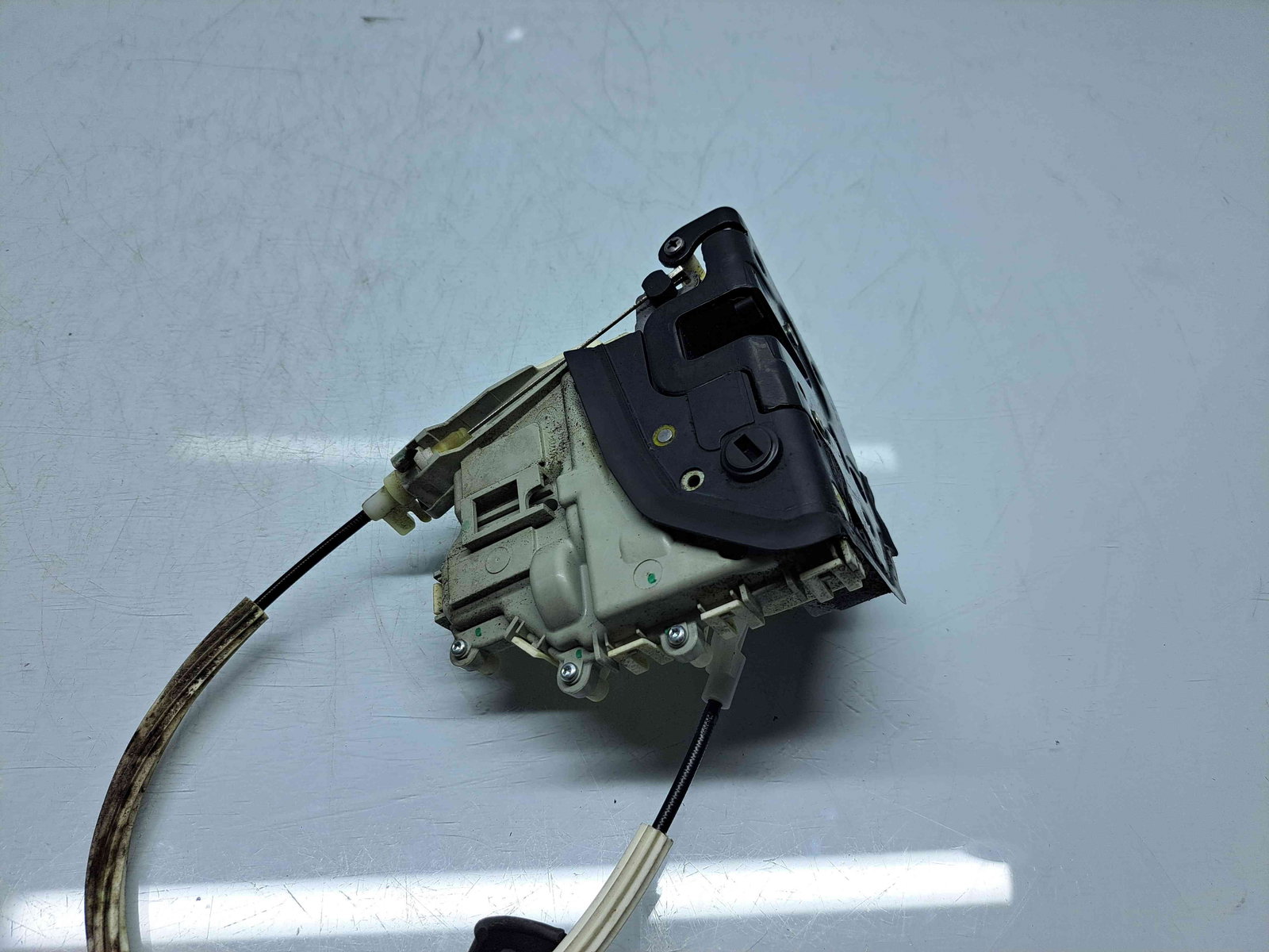 Broasca usa stanga spate Audi Q5 (8RB) [Fabr 2008-2016] S-line - imagine 3