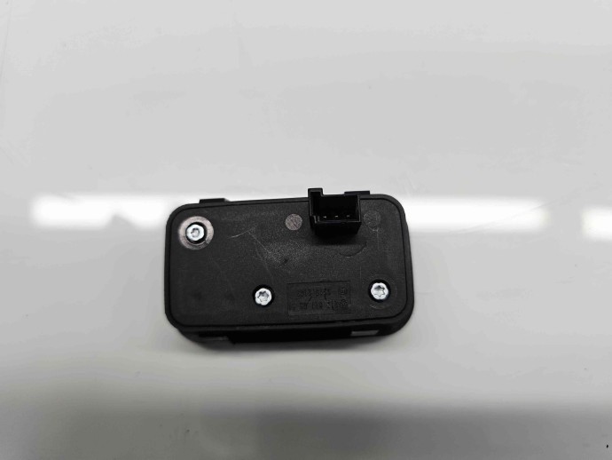 Buton deschidere portbagaj Mercedes Clasa C Combi (W205) [Fabr 2015-prezent] 2128210551