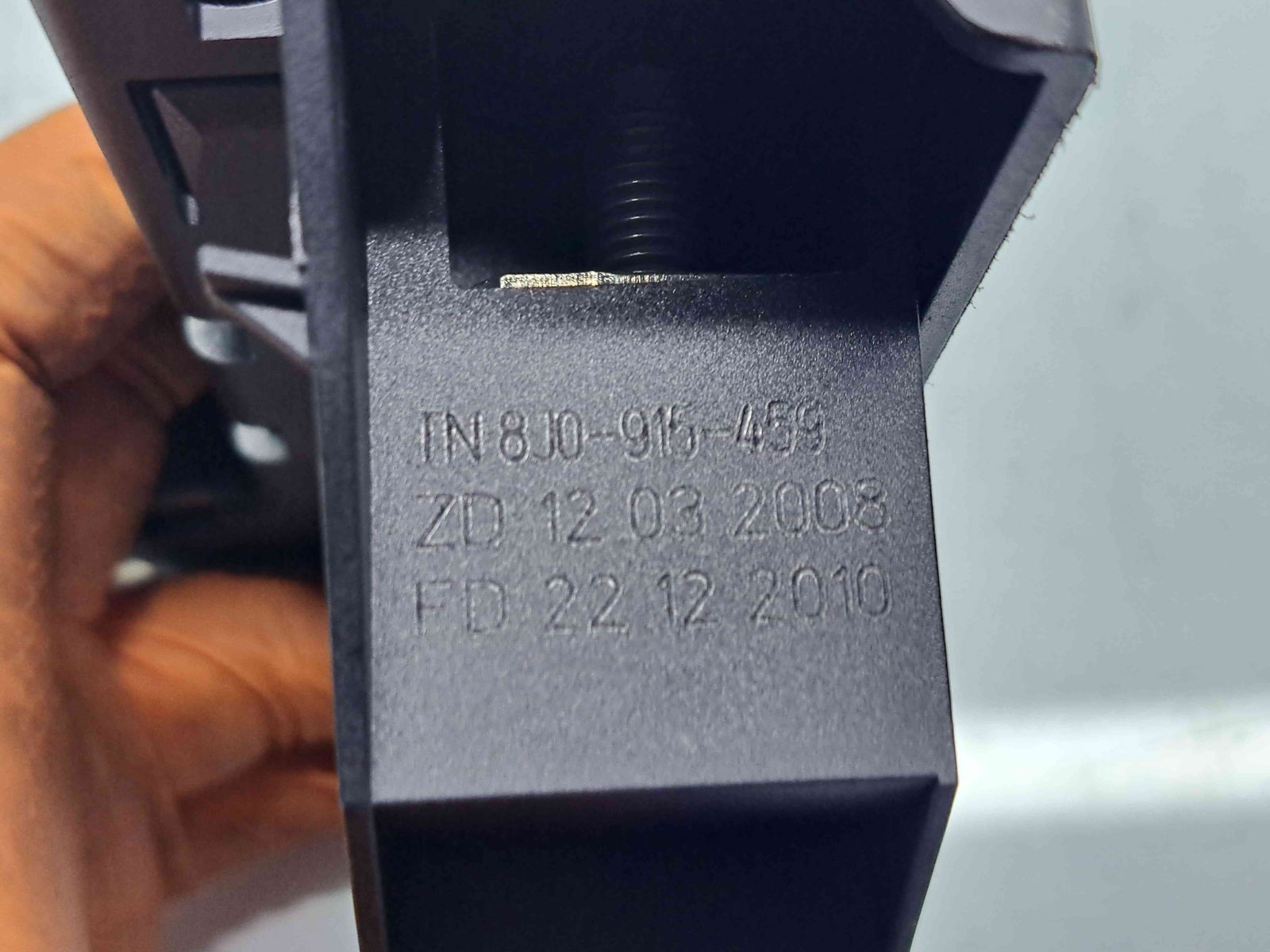 Borna baterie (+) cu capsa AUDI A5 (8T3) [Fabr 2007-2015] 8J0915459 - imagine 2