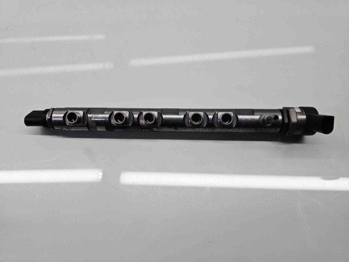 Rampa injectoare  Bmw 1 (E81, E87) [Fabr 2004-2010] 7809127 2.0 N47D 105KW / 143CP