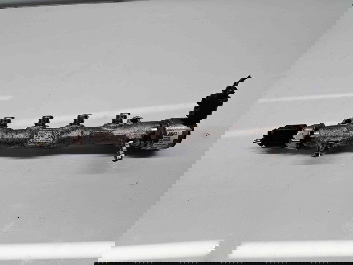 Rampa injectoare  Seat Leon (5F1) [Fabr 2012-2018] 04L130089F 1.6 TDI DGTE 85KW / 116CP