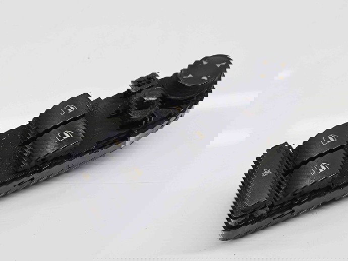  Butoane comanda geamuri sofer  Bmw 3 (E90) [Fabr 2005-2011] 9216047