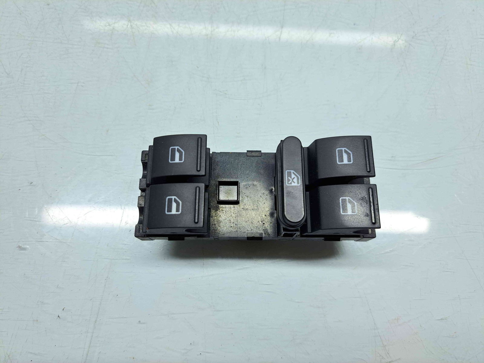 Butoane comanda geamuri sofer Volkswagen Tiguan (5N) [Fabr 2007-2016] 1K4959857B