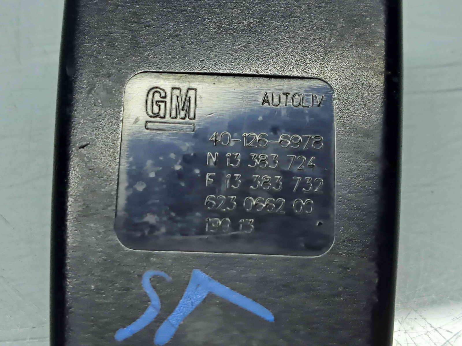 Capsa centura stanga fata Opel Zafira C (E75) Combi [Fabr 2011-2017] 13383732 - imagine 2