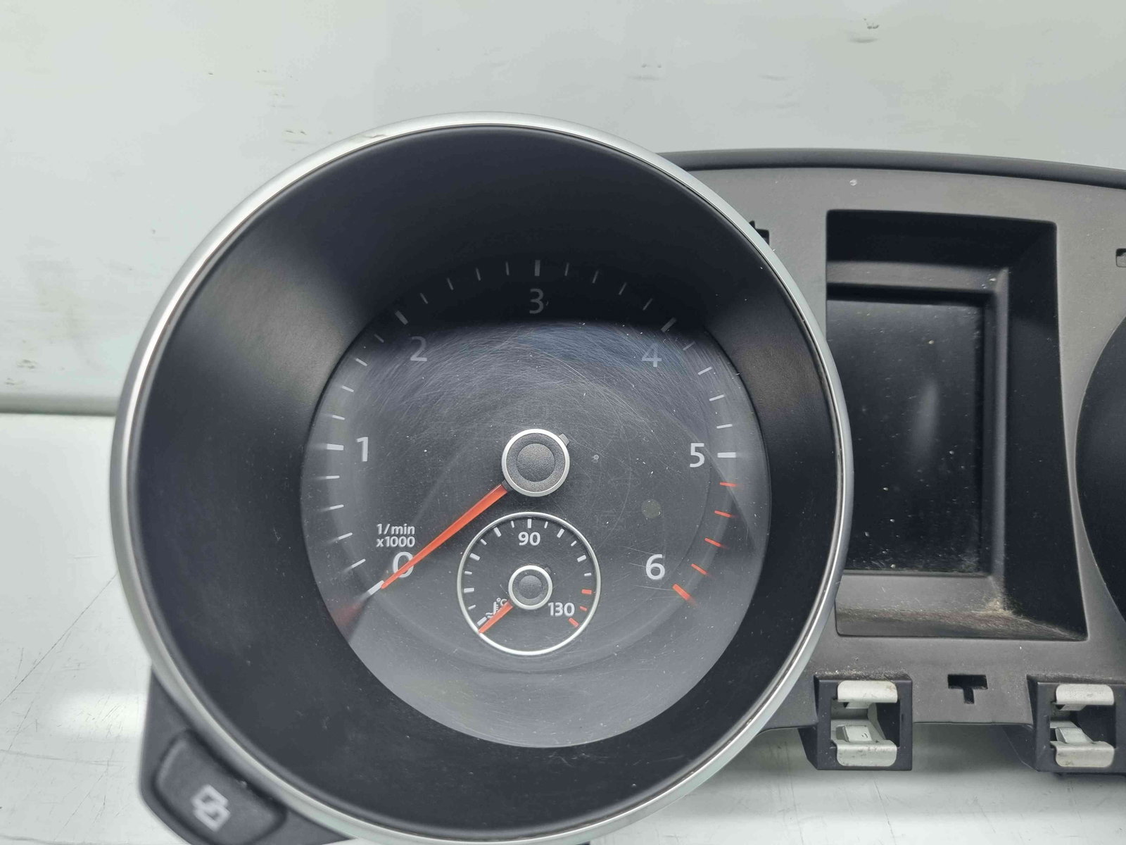 Ceas bord Volkswagen Golf 6 (5K1) GTD [Fabr 2009-2013] 5K6920970E - imagine 2