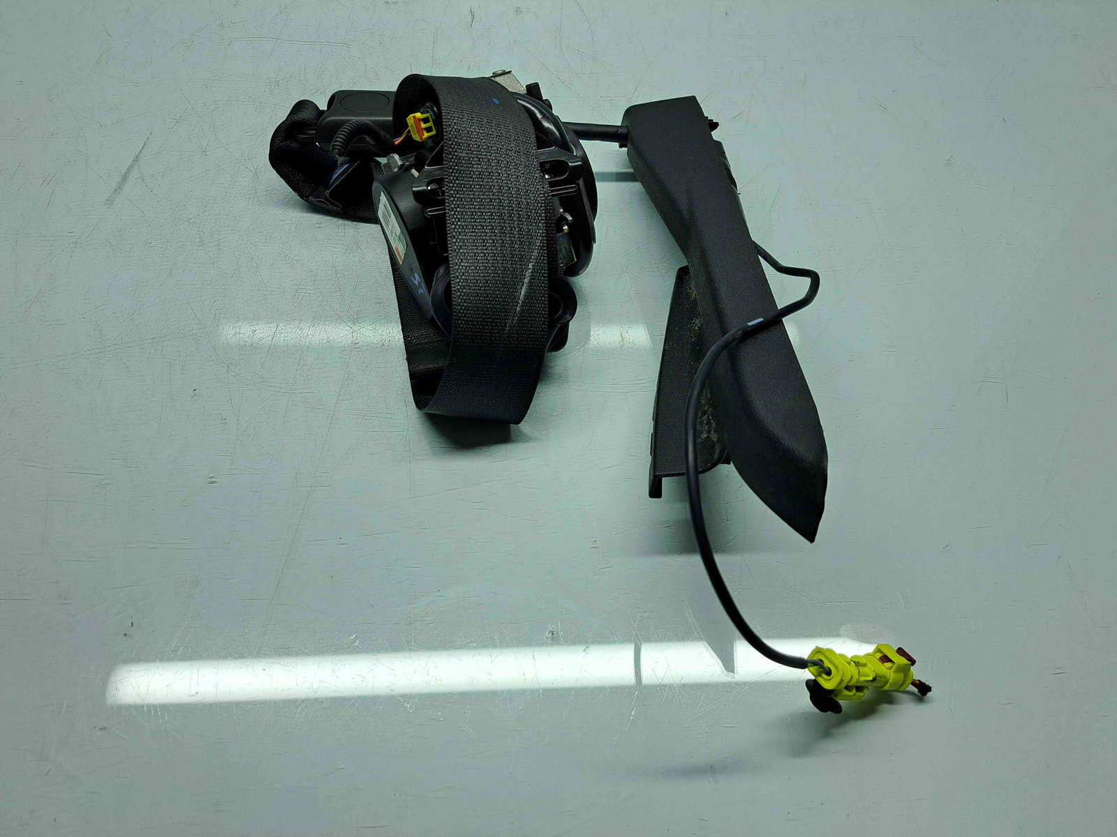 Centura stanga fata Opel Zafira C (E75) Combi [Fabr 2011-2017] 13394801 - imagine 2