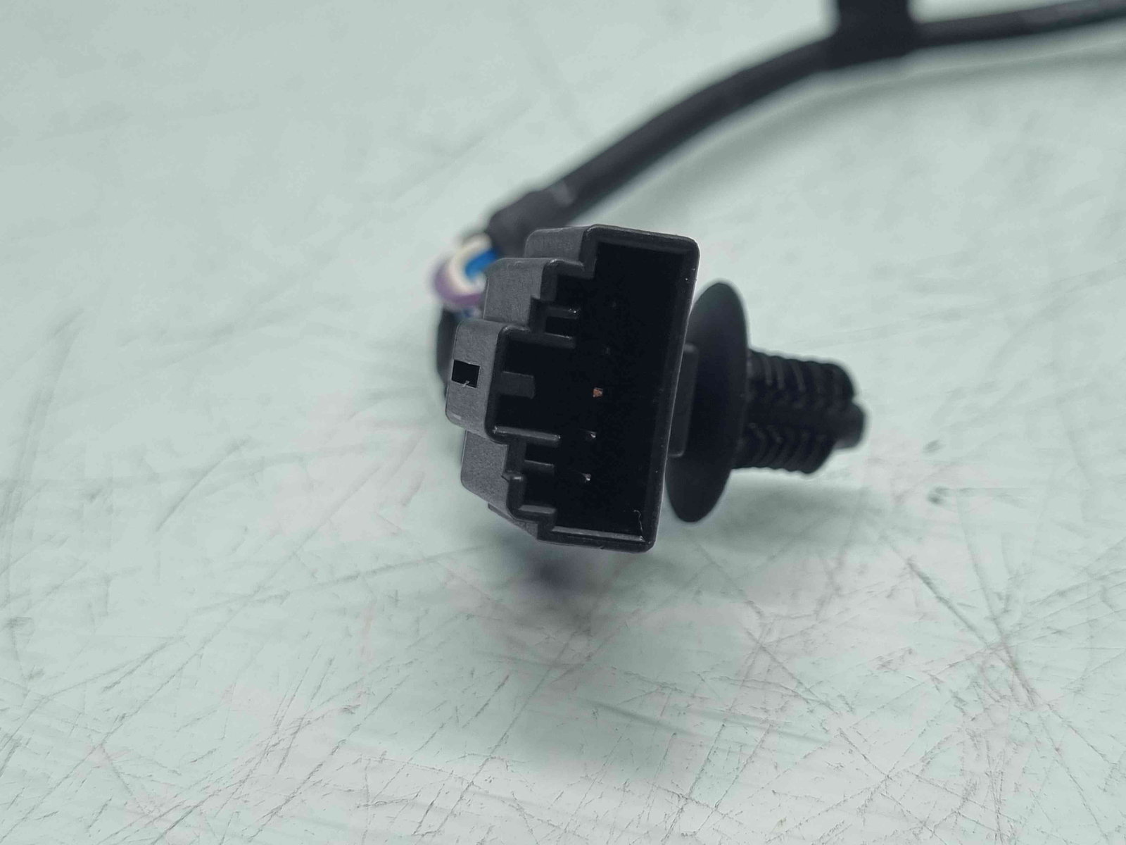 Conector auxiliar USB Audi A5 Sportback (8TA) Facelift [Fabr 2009-2015] 8K0035474C - imagine 3