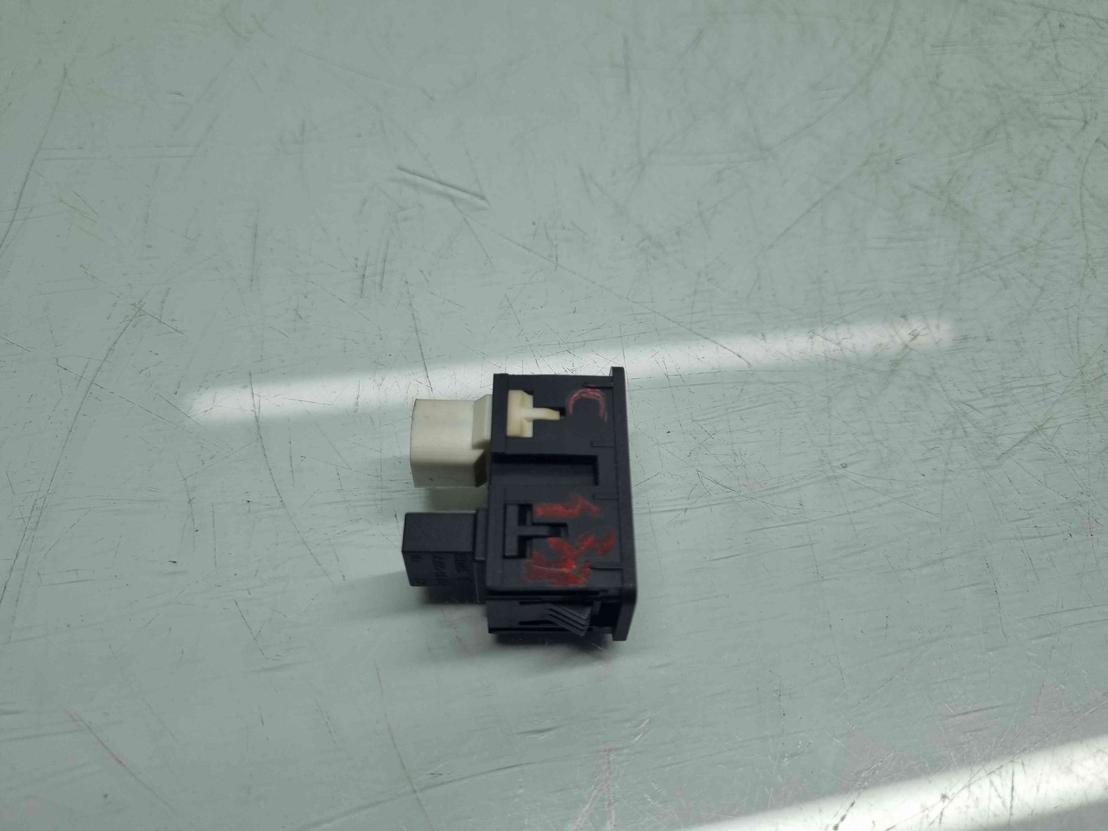 Conector auxiliar USB Bmw 1 (F20) Facelift [Fabr 2011-2017] 9229246 - imagine 2