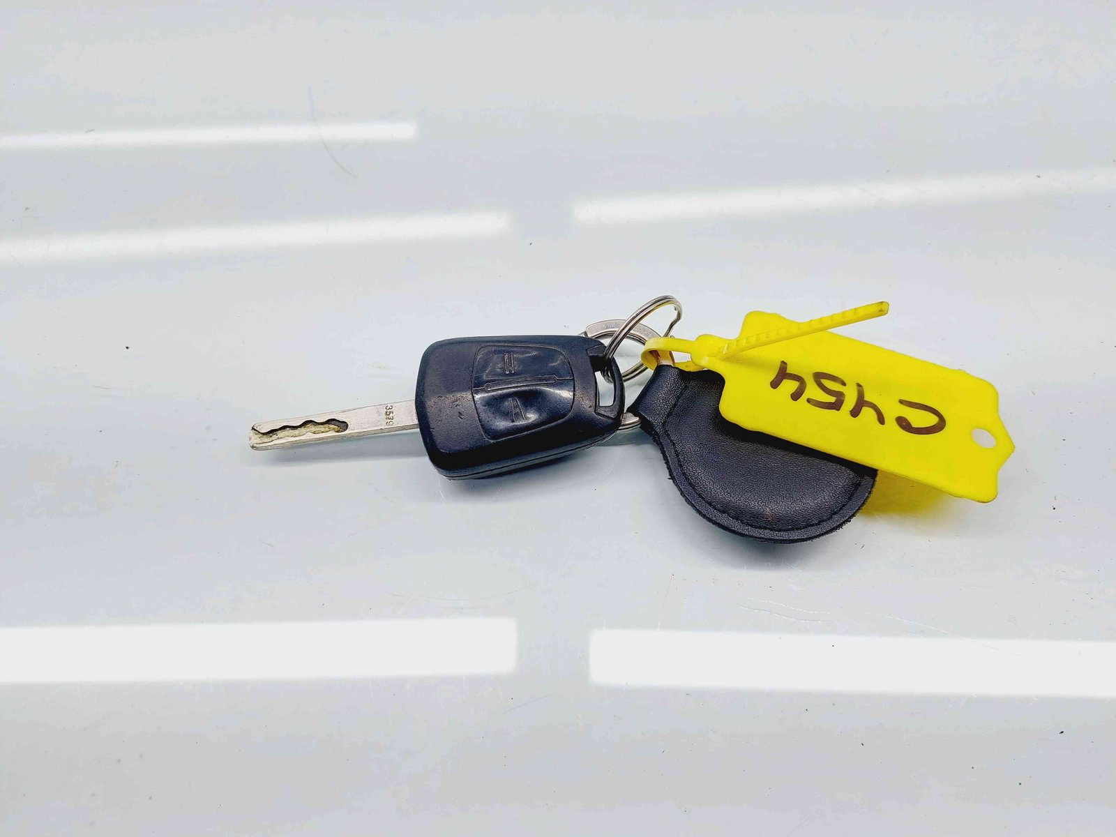 Contact cu cheie Opel Corsa D [Fabr 2006-2013] 55703083 1.4 Benz A14XER74KW / 100CP - imagine 2