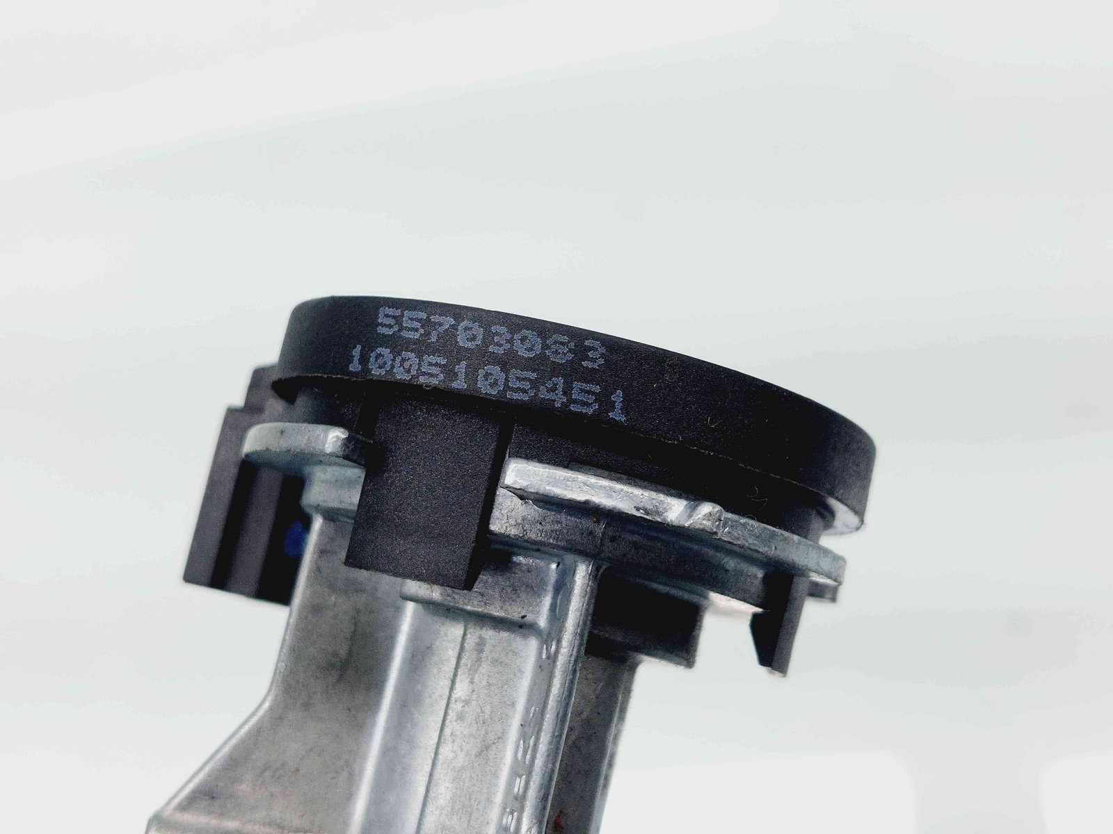 Contact cu cheie Opel Corsa D [Fabr 2006-2013] 55703083 1.4 Benz A14XER74KW / 100CP - imagine 4