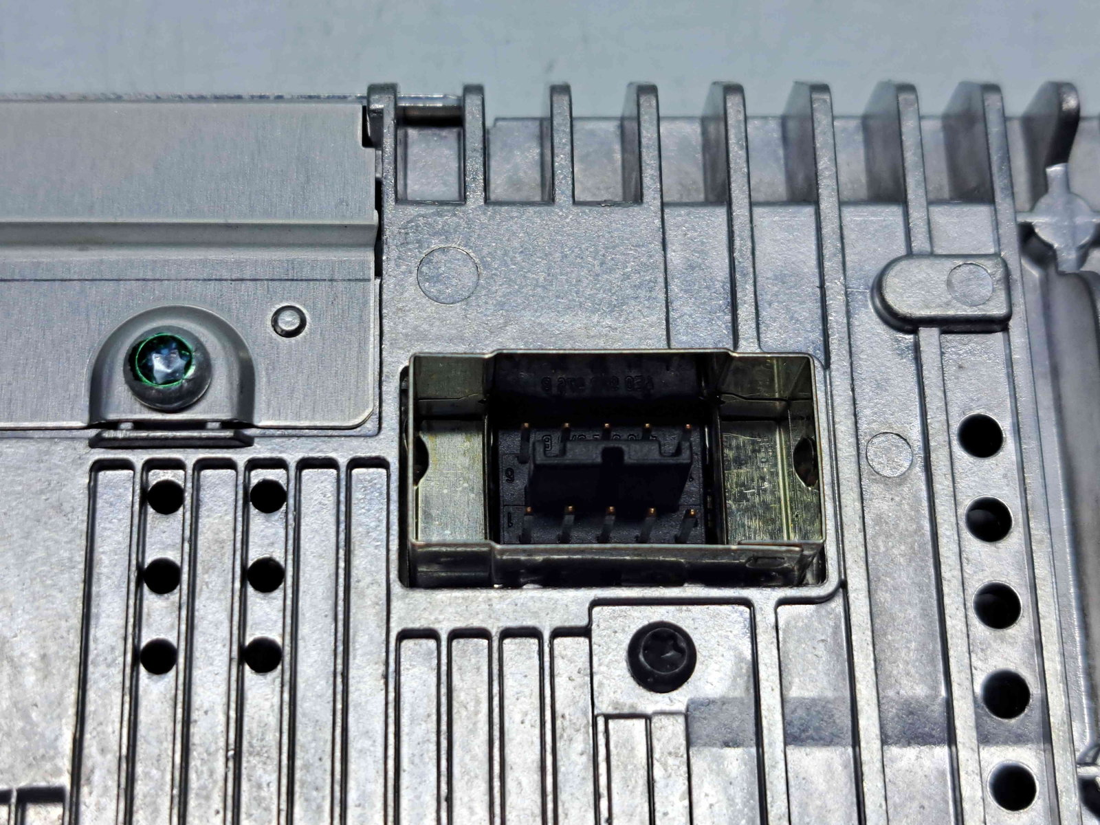 Display bord Audi Q5 (8RB) [Fabr 2008-2016] S-line 8T0919603F - imagine 3