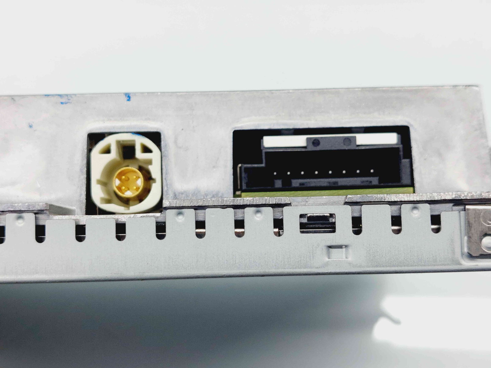 Display bord Audi A5 Sportback (8TA) Facelift [Fabr 2009-2015] 8T0919604 - imagine 3