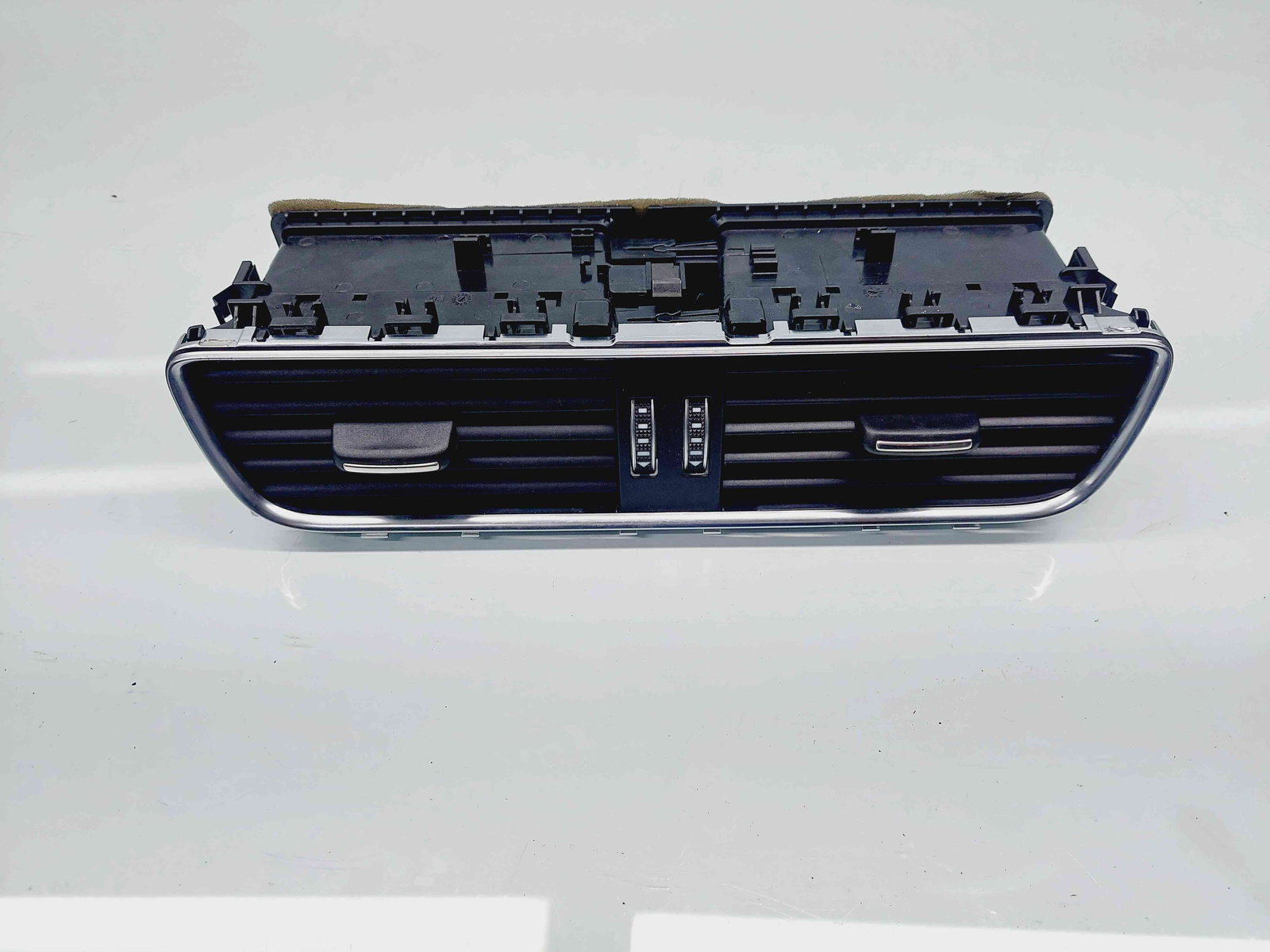 Grila aerisire centrala Audi A5 Sportback (8TA) Facelift [Fabr 2009-2015] 8T2820951D - imagine 1