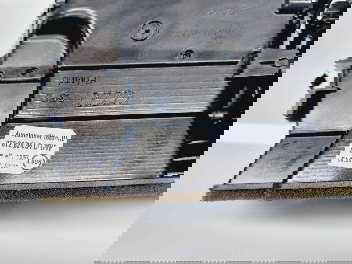  Grila aerisire centrala Audi A5 Sportback (8TA) Facelift [Fabr 2009-2015] 8T2820951D