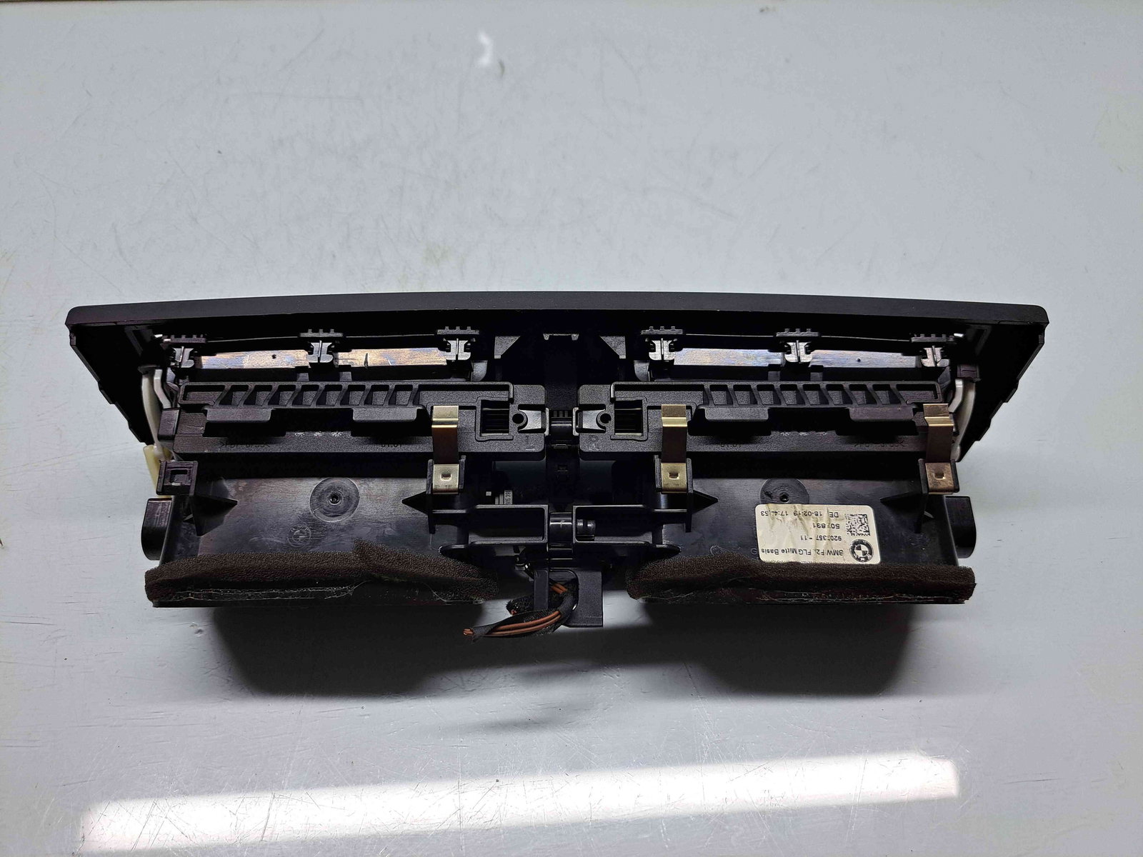 Grila aerisire centrala Bmw 1 (F21) [Fabr 2012-2017] 9205357-11 - imagine 3