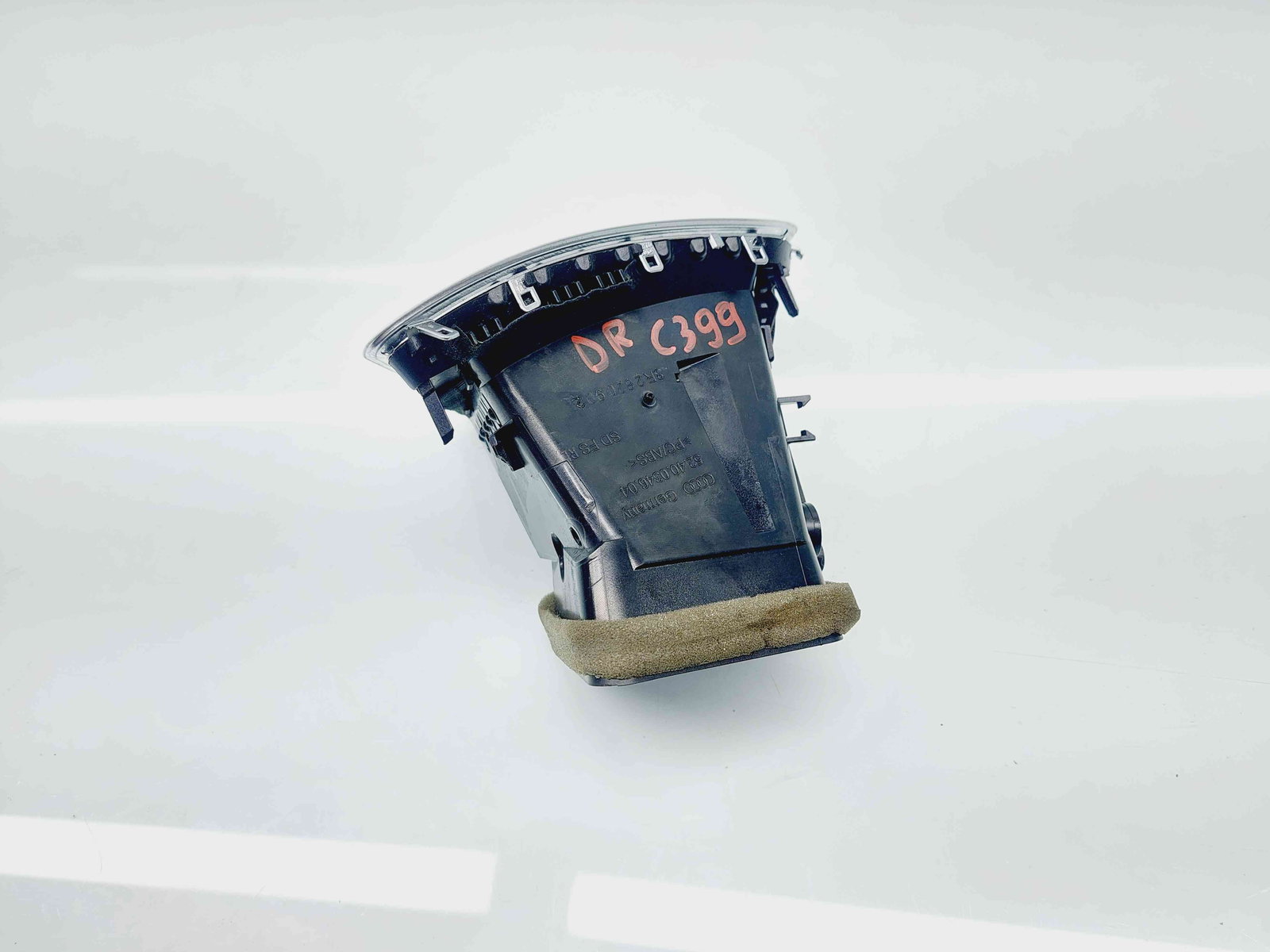 Grila aerisire dreapta Audi Q5 (8RB) [Fabr 2008-2016] S-line 8R2820902B - imagine 3