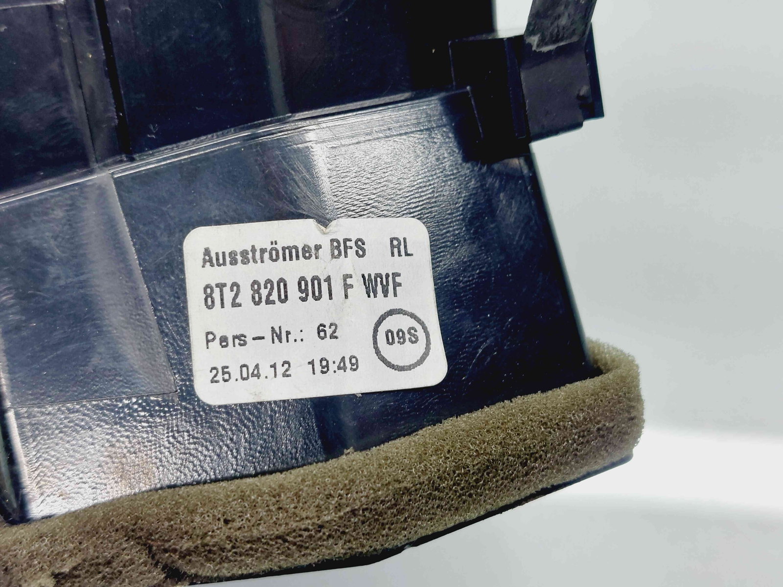 Grila aerisire dreapta Audi A5 Sportback (8TA) Facelift [Fabr 2009-2015] 8T2820901F - imagine 4