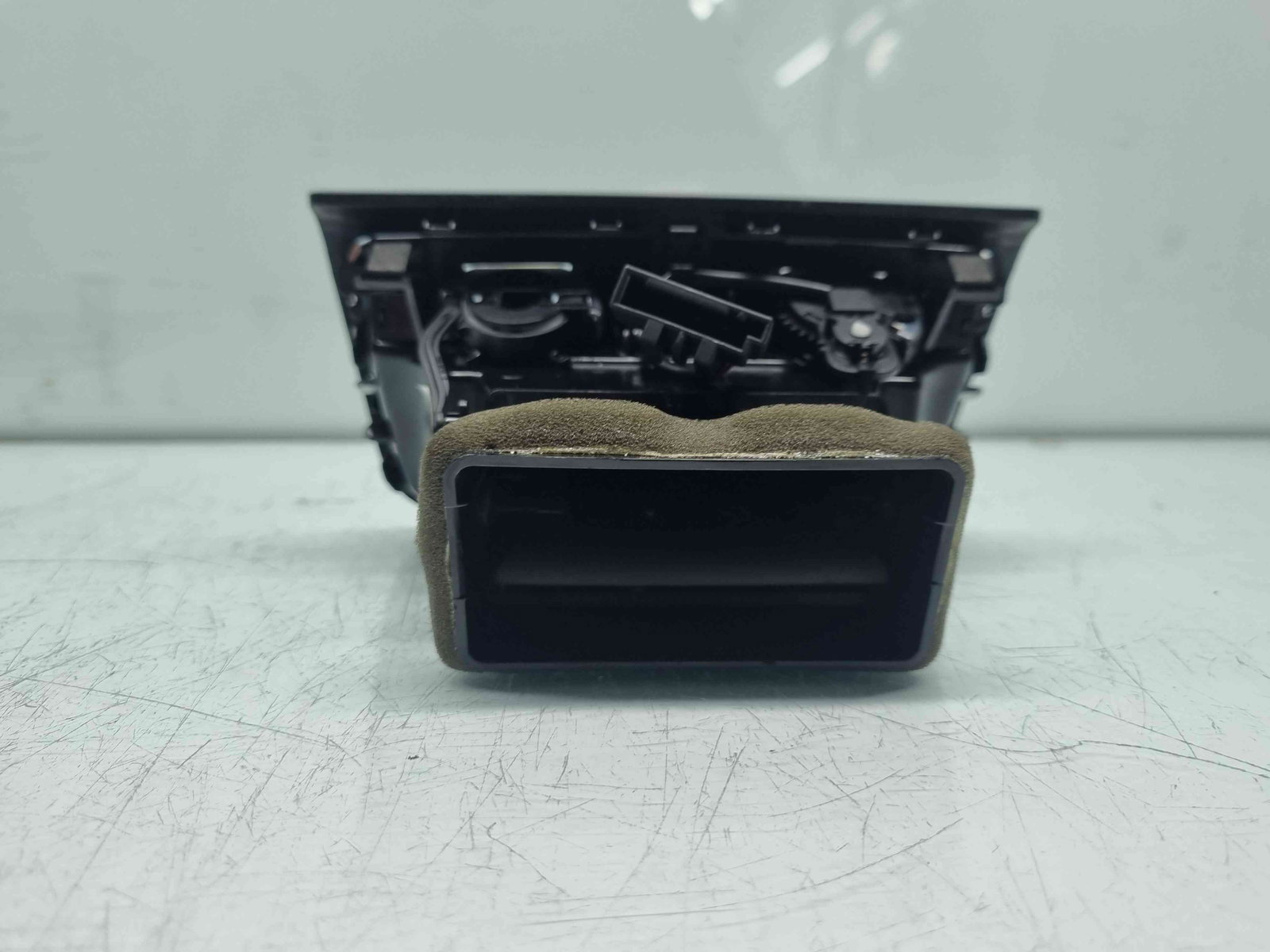 Grila aerisire spate Audi A5 Sportback (8TA) Facelift [Fabr 2009-2015] 8K0819203 - imagine 3