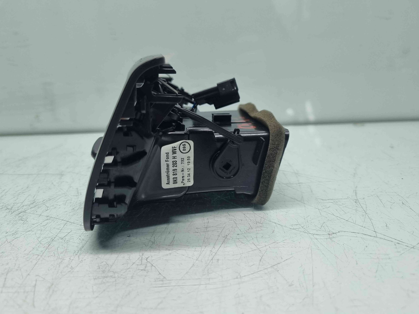 Grila aerisire spate Audi A5 Sportback (8TA) Facelift [Fabr 2009-2015] 8K0819203 - imagine 4