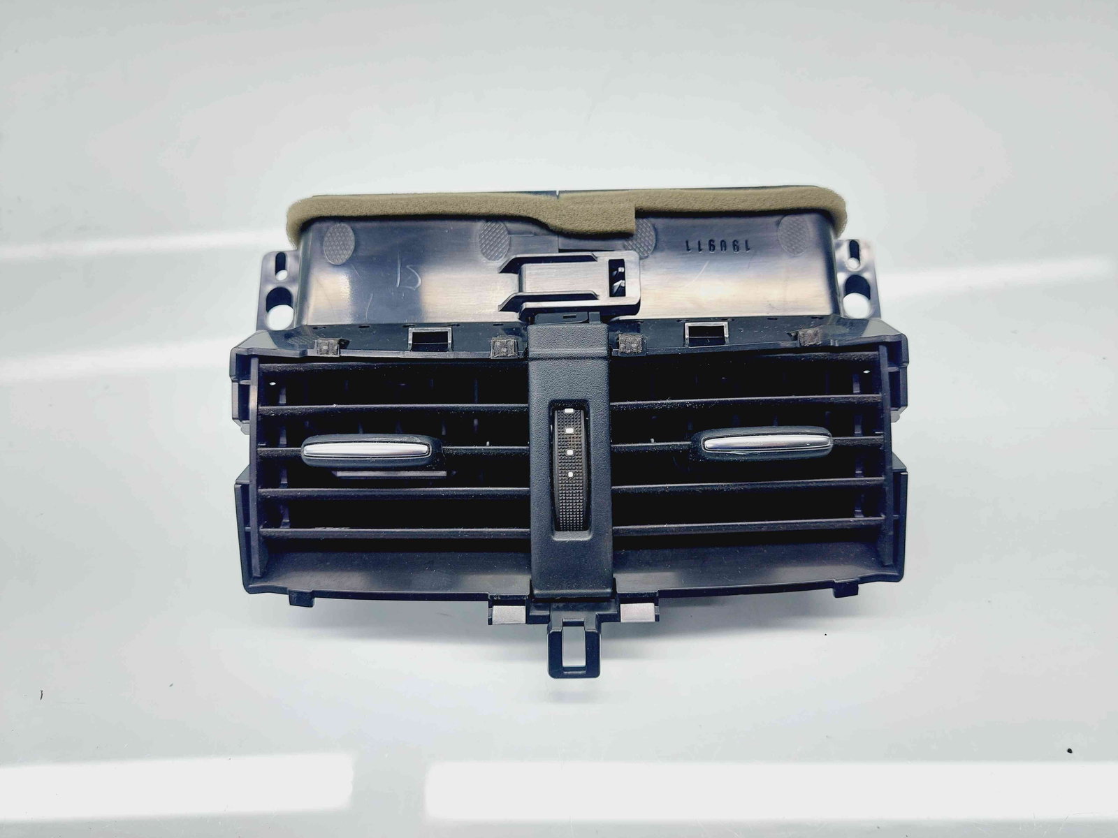 Grila aerisire spate MAZDA 6 (GJ1) Facelift [Fabr 2018-2021] GRF5-64930 - imagine 1