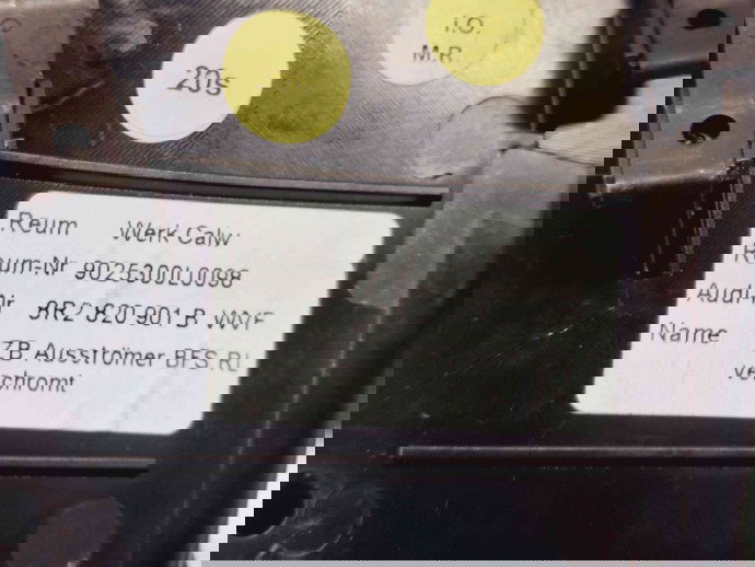  Grila aerisire stanga Audi Q5 (8RB) [Fabr 2008-2016] S-line 8R2820901B