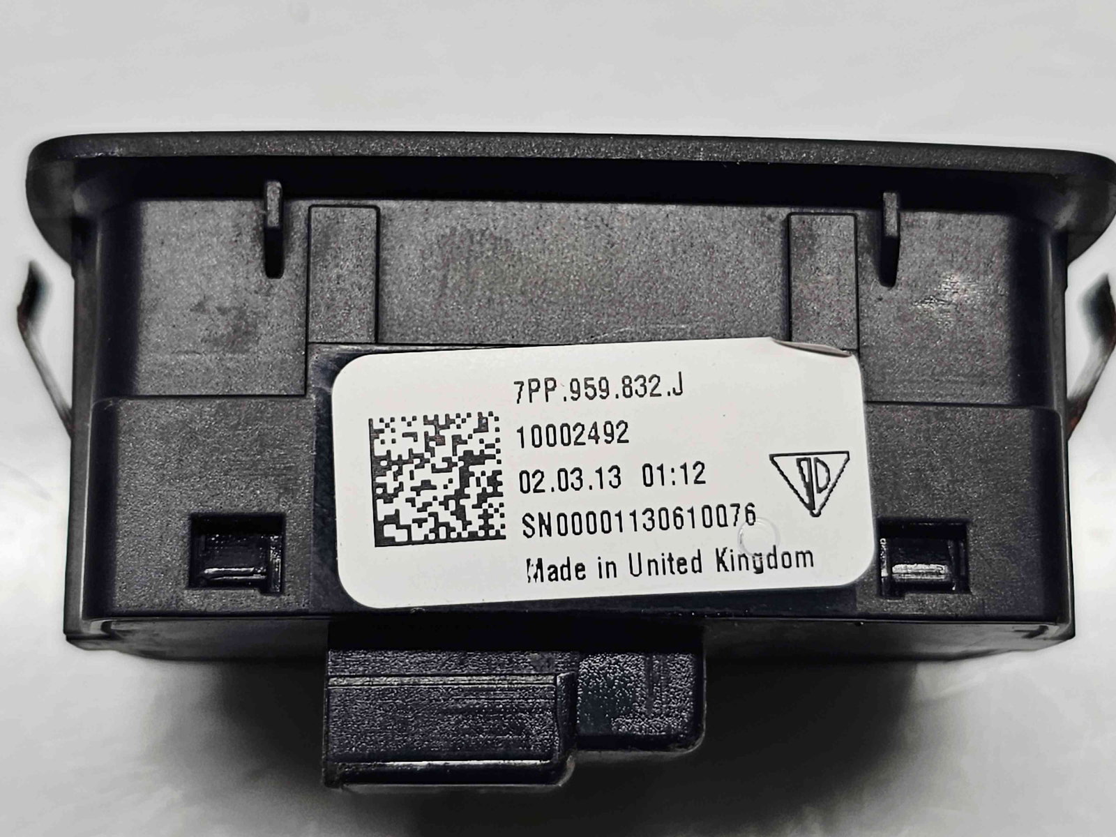 Buton deschidere portbagaj PORSCHE Cayenne (92A) [Fabr 2010-2017] 7PP959032J - imagine 4